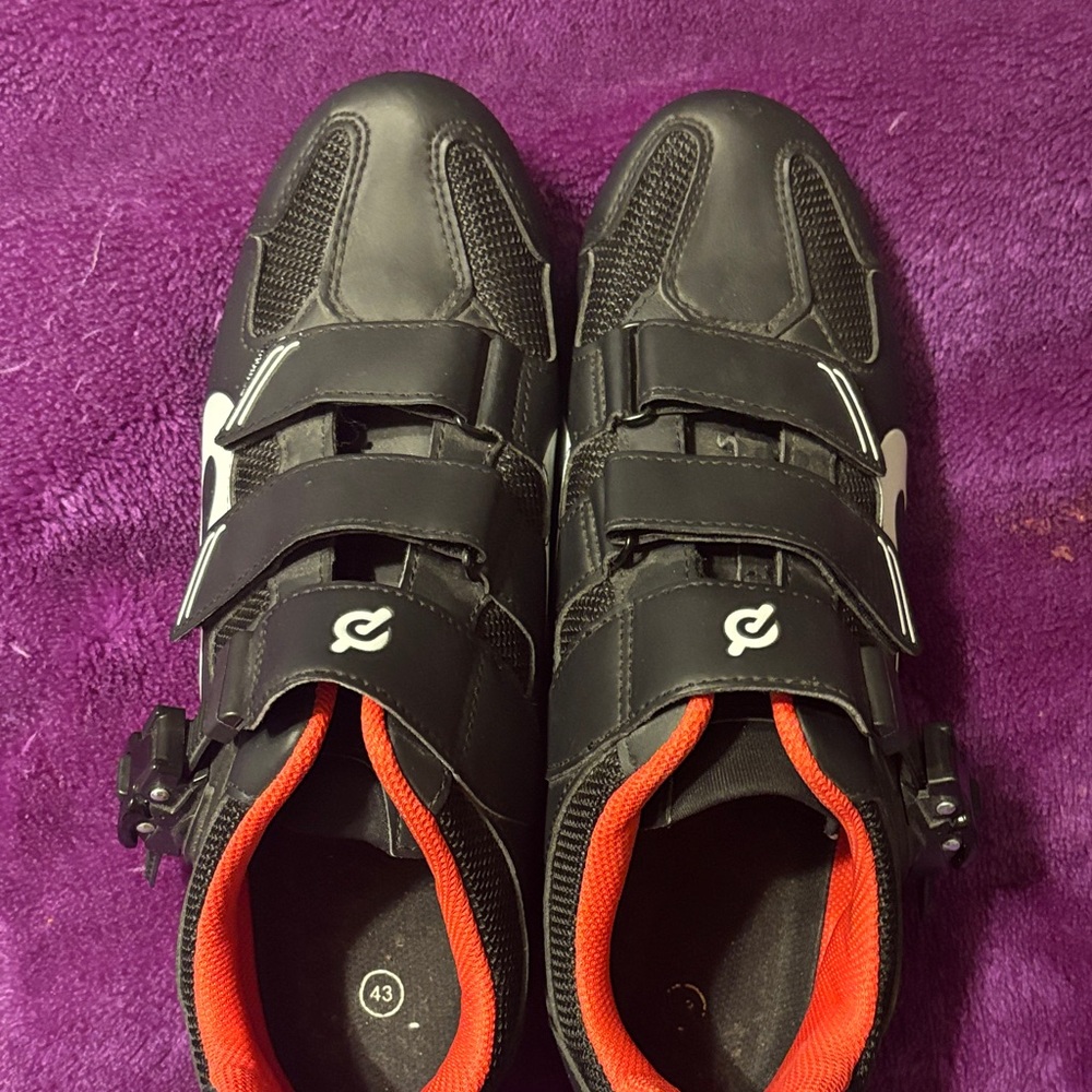 Peloton Cycling Shoes with Cleats